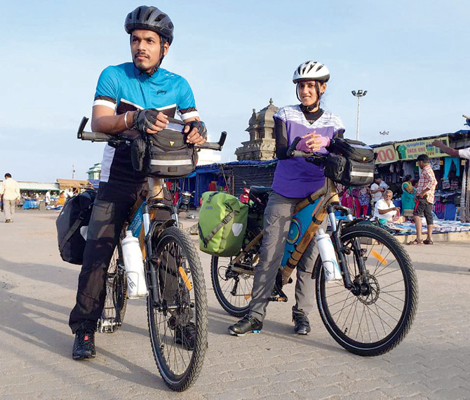 Panvel Based Cyclists Pedal From Kanyakumari To Kashmir For A Cause