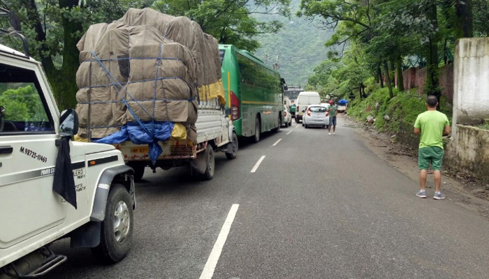 Landslide Triggered By Heavy Rains Block Chandigarh - Manali NH 21