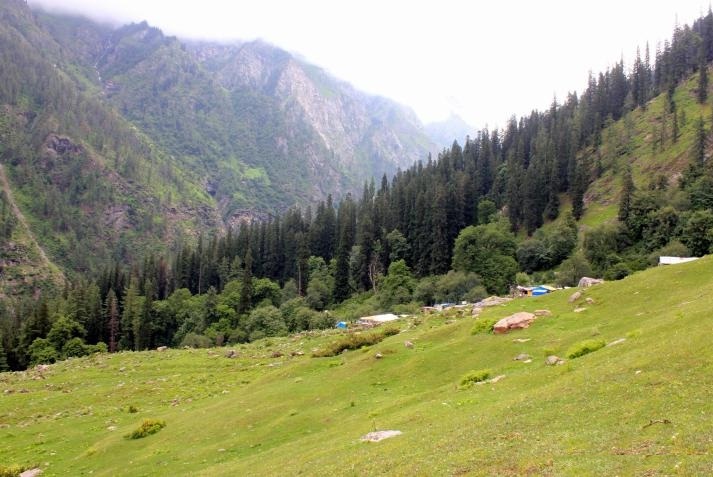 Kasol KhirGanga Trekking Package img